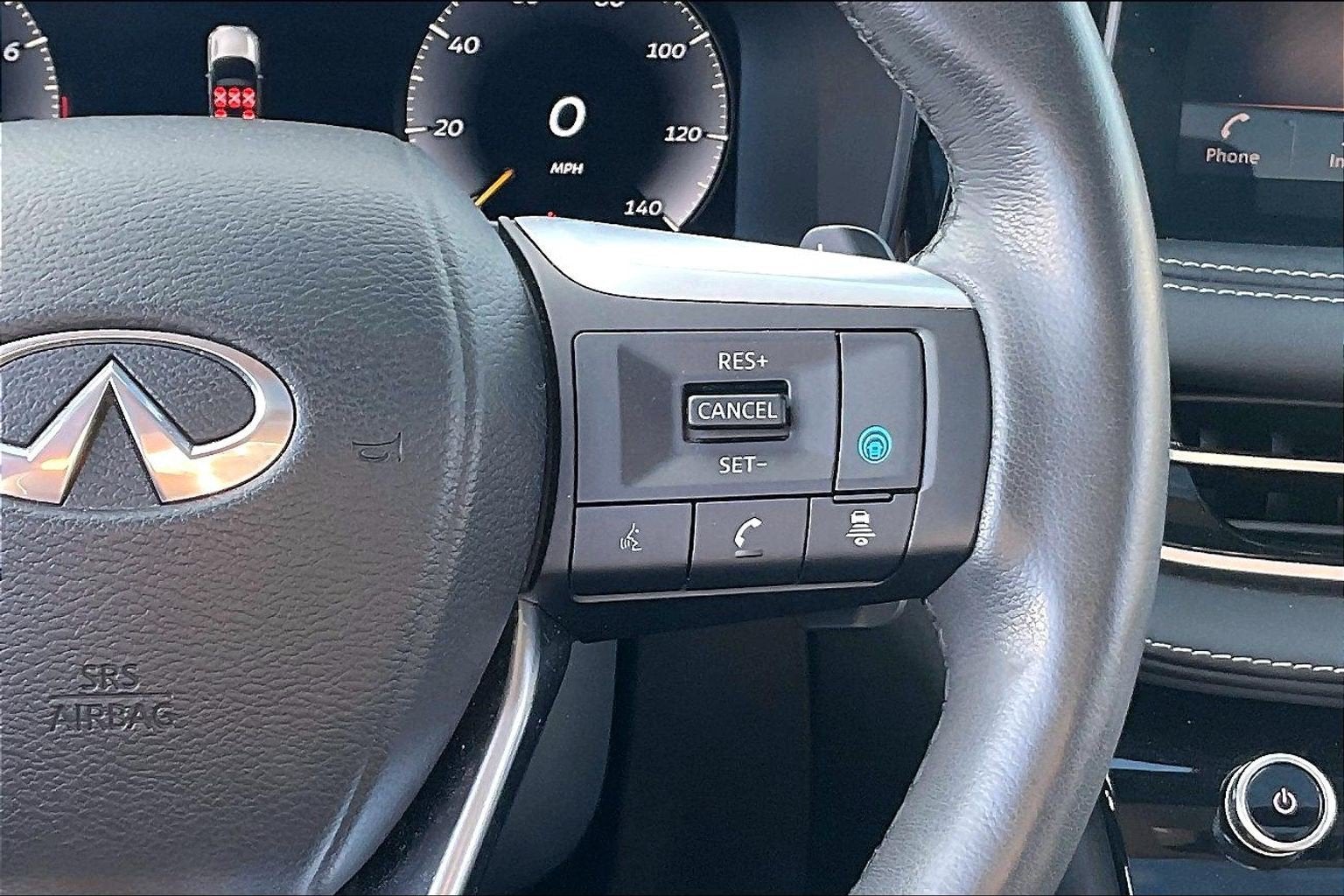 2023 INFINITI QX60 LUXE