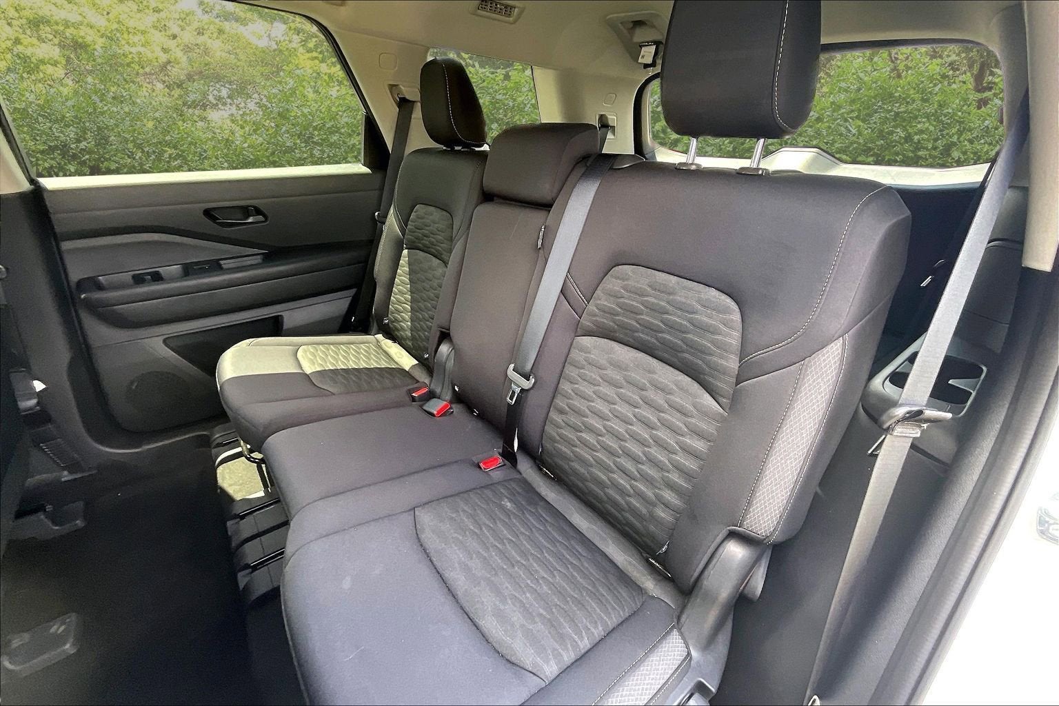 2023 Nissan Pathfinder S
