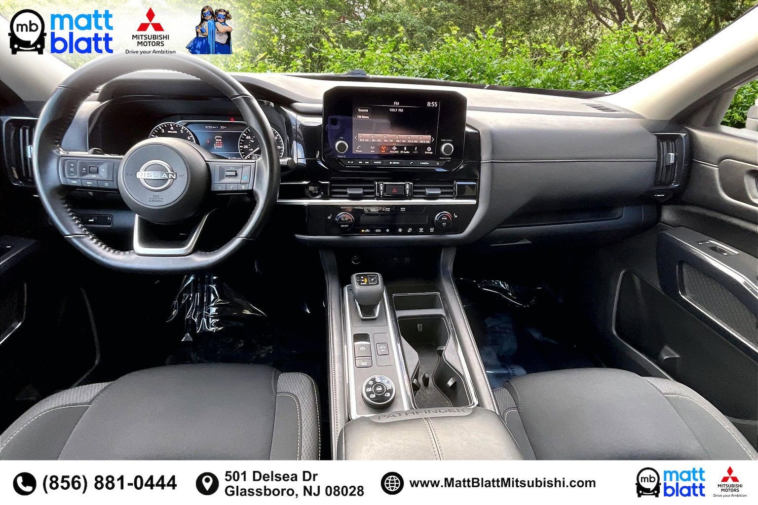 2025 Nissan Pathfinder SV