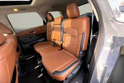 2025 Nissan Pathfinder Platinum