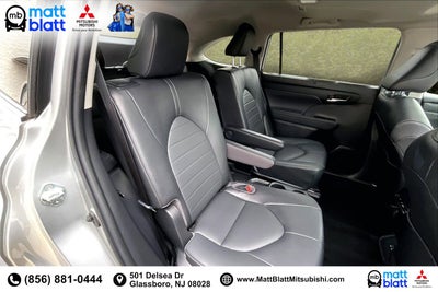 2022 Toyota Highlander XLE