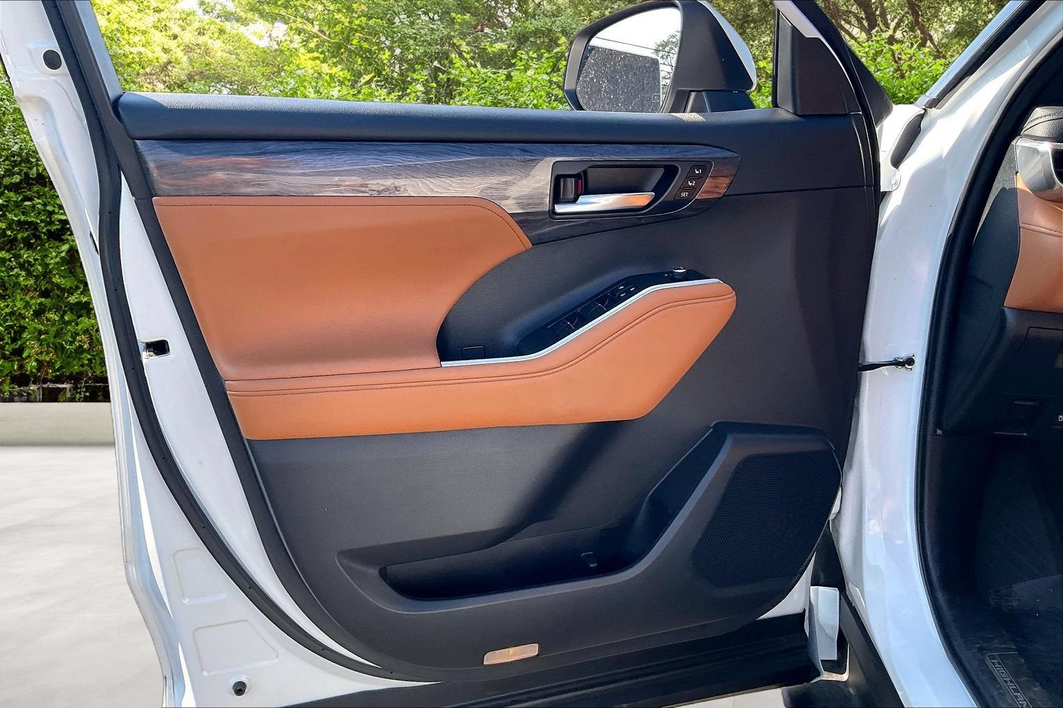 2024 Toyota Highlander Platinum