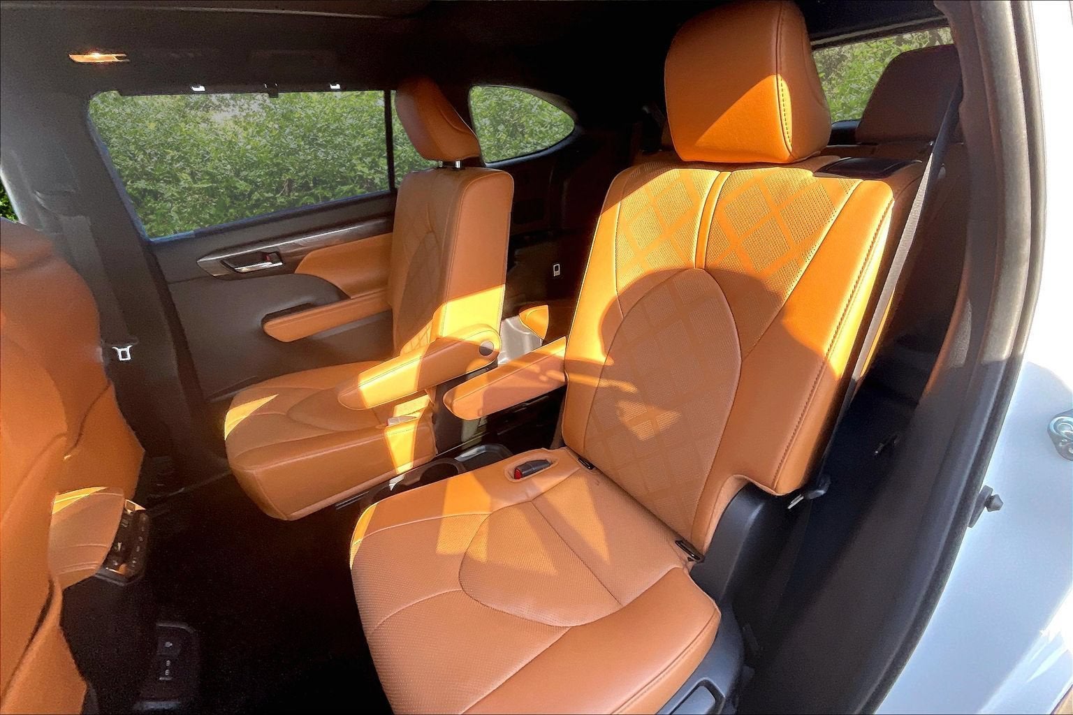 2024 Toyota Highlander Platinum