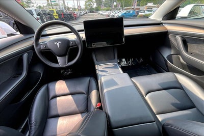 2021 Tesla Model 3 Standard Range Plus