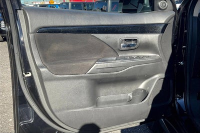 2019 Mitsubishi Outlander ES