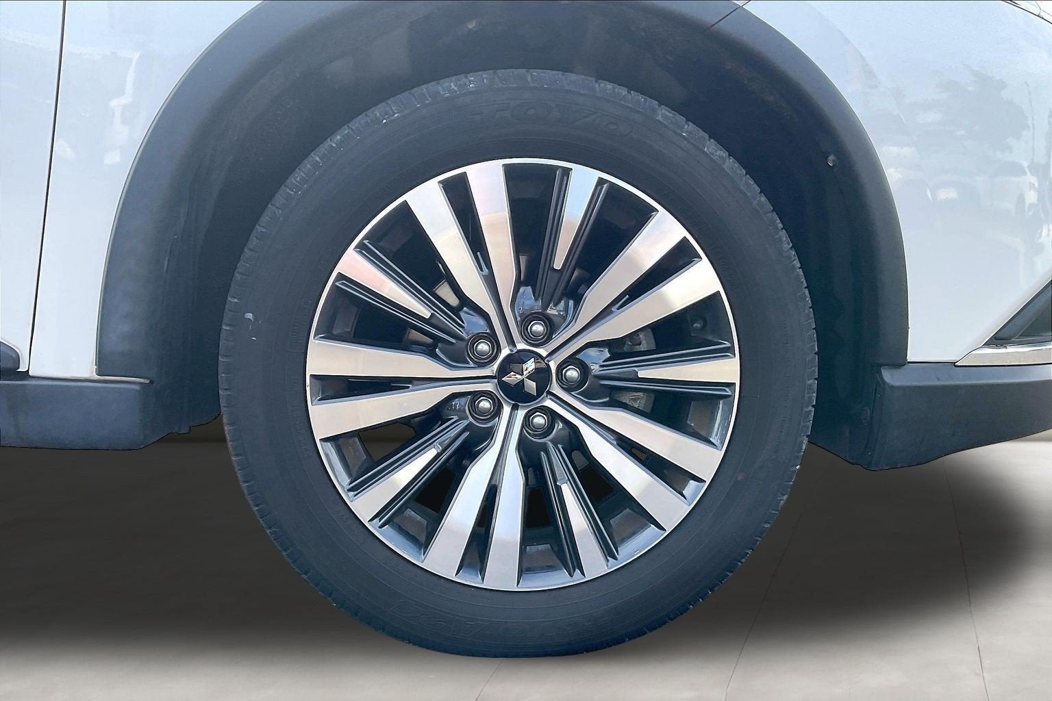 2020 Mitsubishi Outlander SE