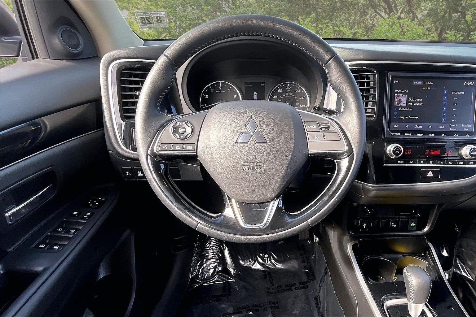 2020 Mitsubishi Outlander SE