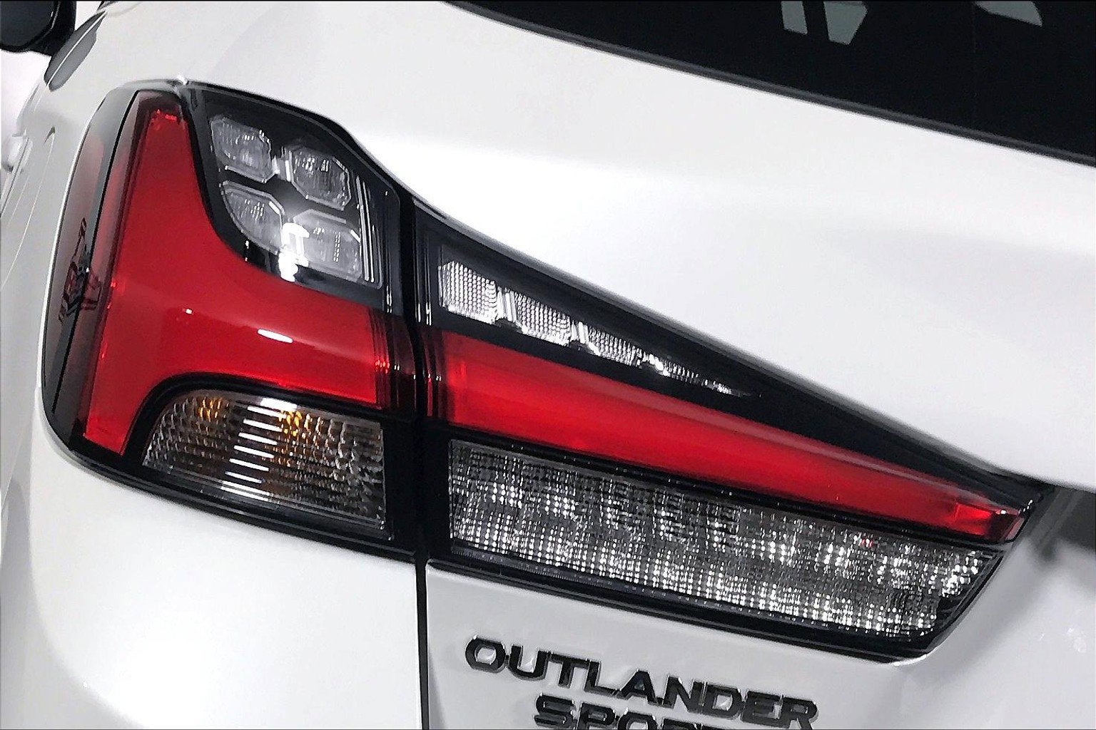 2020 Mitsubishi Outlander Sport Base