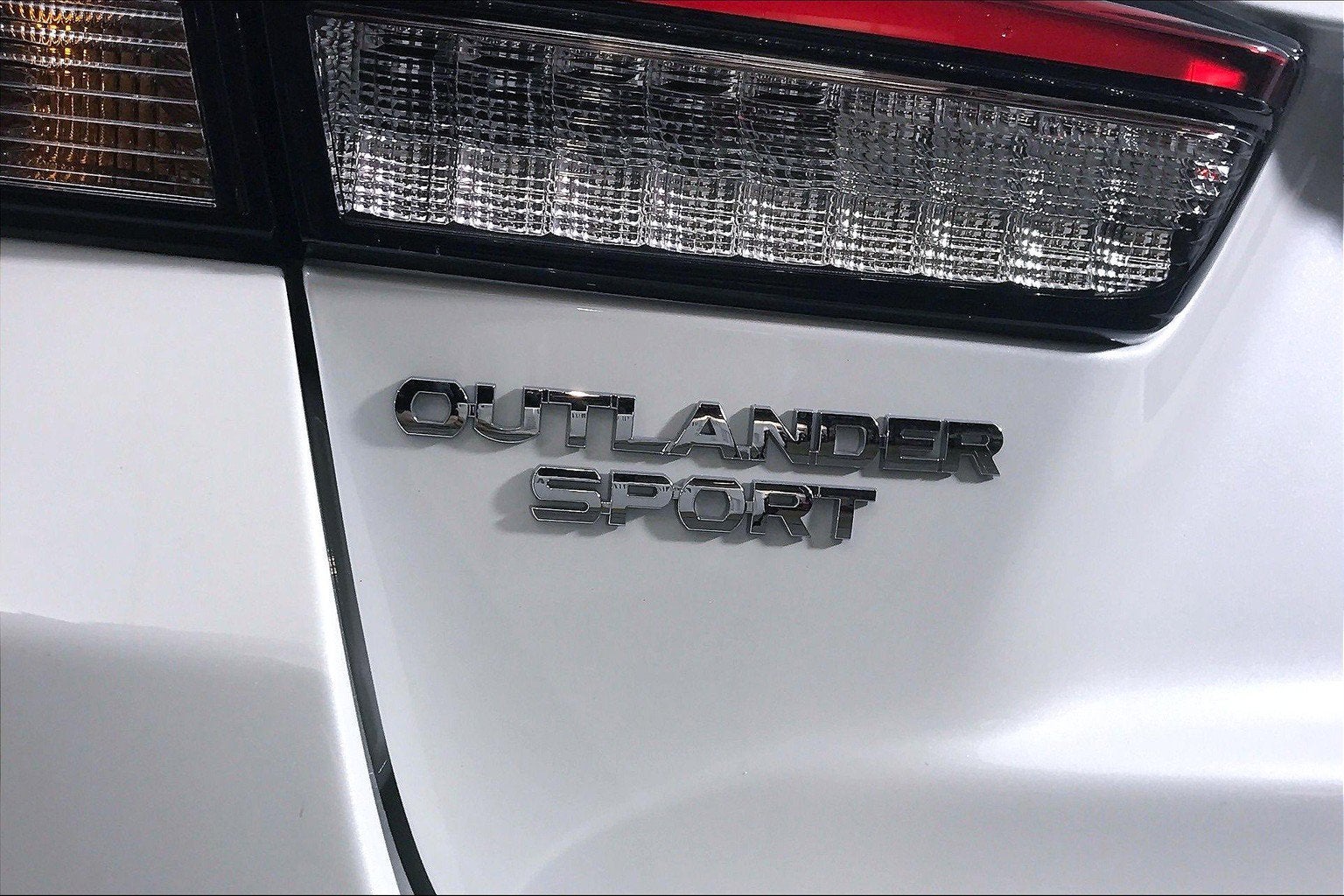 2020 Mitsubishi Outlander Sport Base