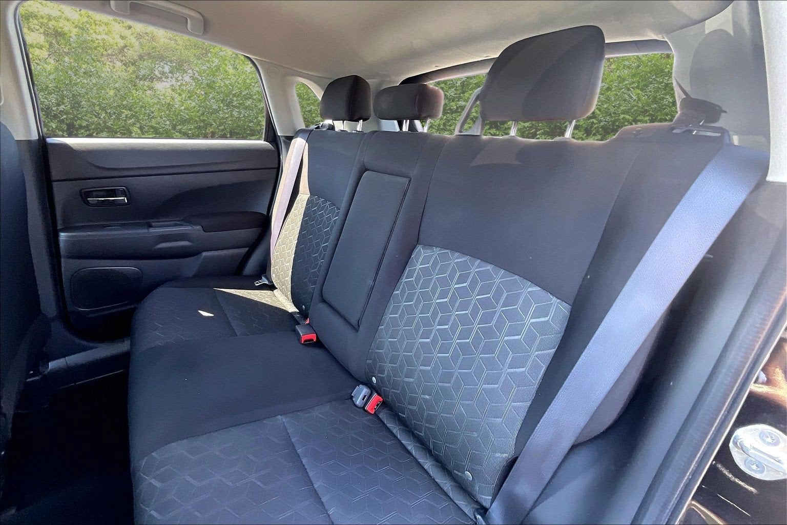2022 Mitsubishi Outlander Sport ES