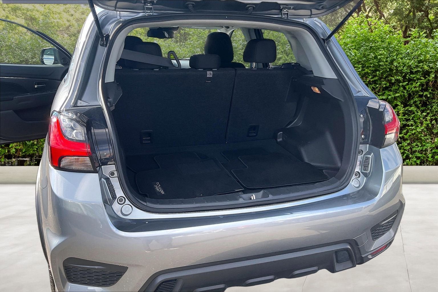 2025 Mitsubishi Outlander Sport ES