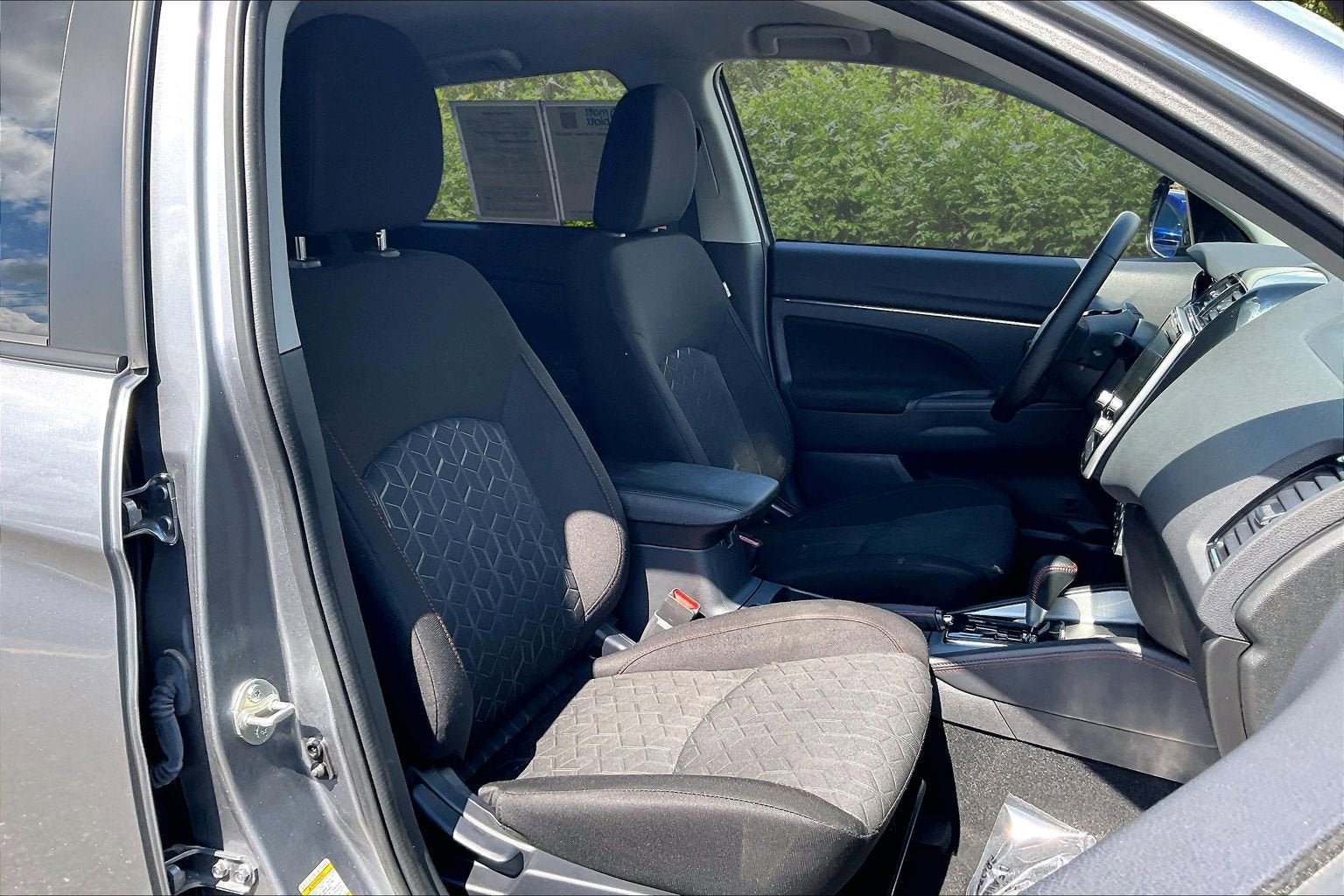 2023 Mitsubishi Outlander Sport ES