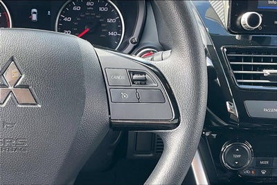 2024 Mitsubishi Eclipse Cross LE