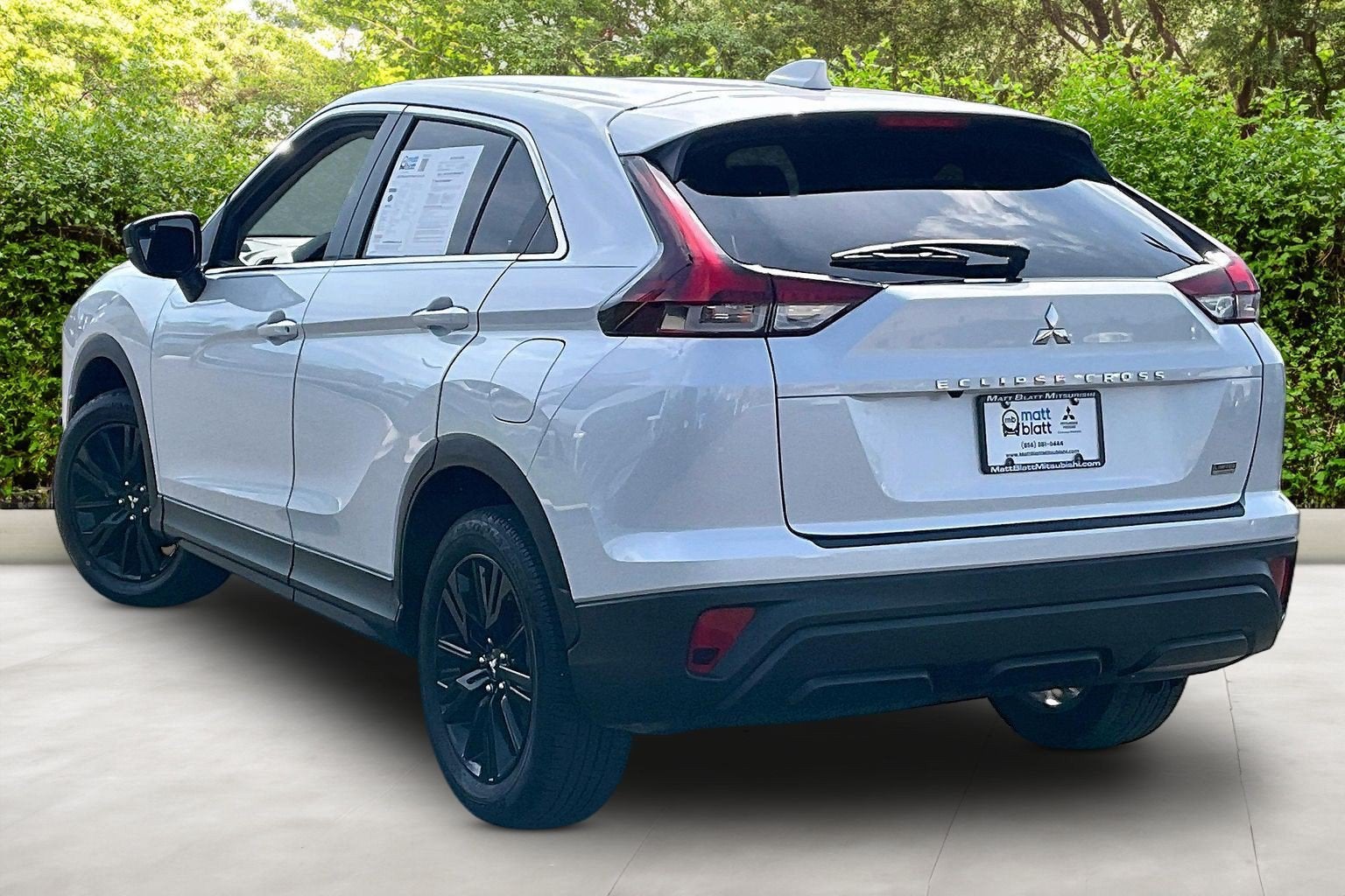 2023 Mitsubishi Eclipse Cross LE