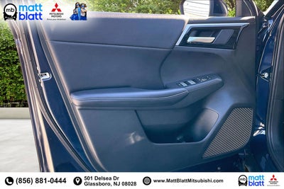 2023 Mitsubishi Outlander SE Special Edition