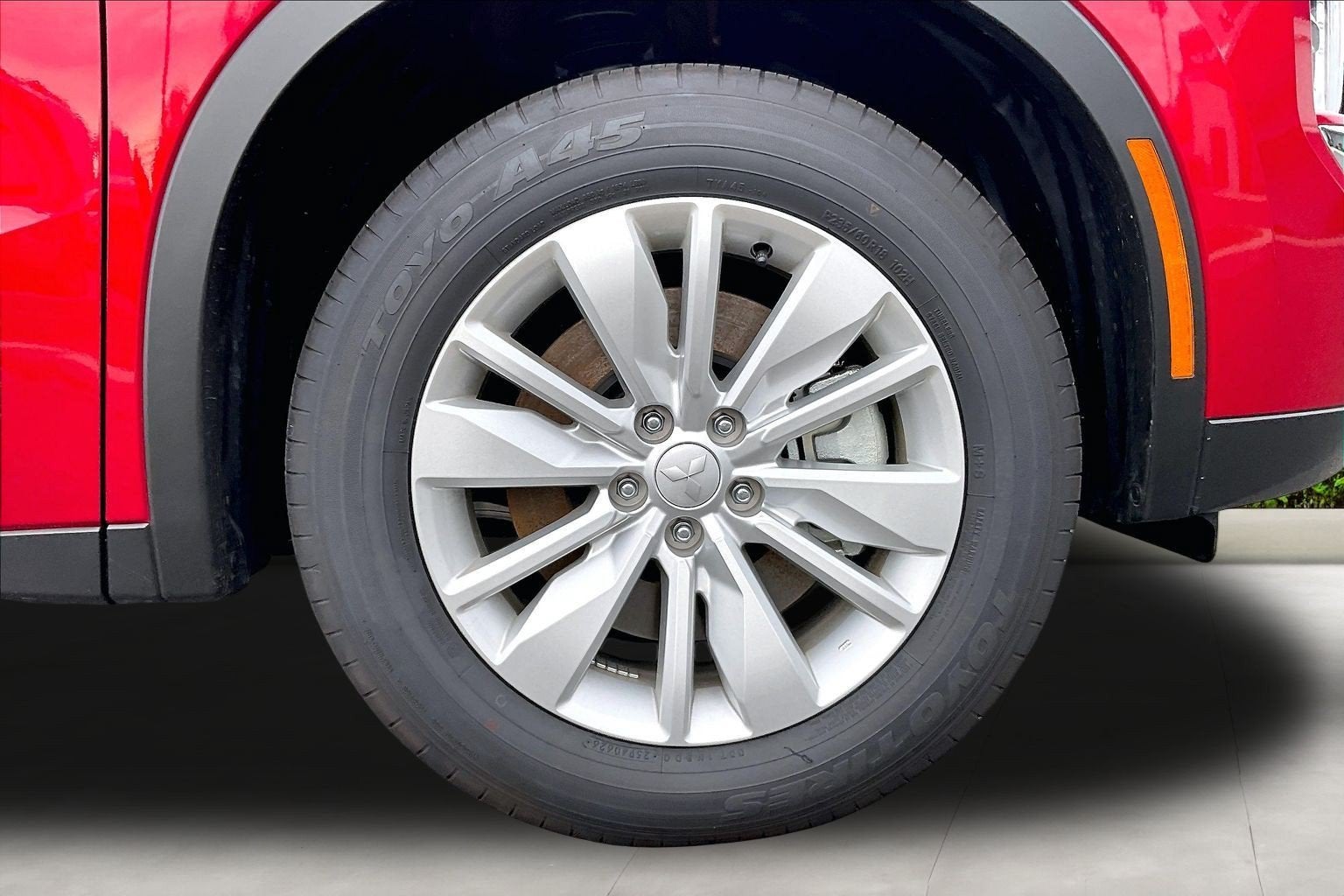2026 Mitsubishi Outlander ES