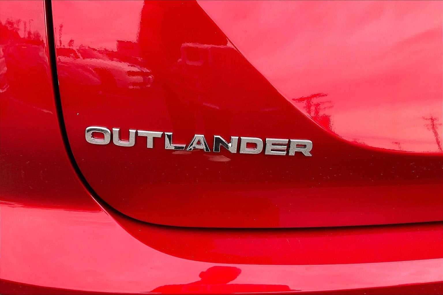 2026 Mitsubishi Outlander ES