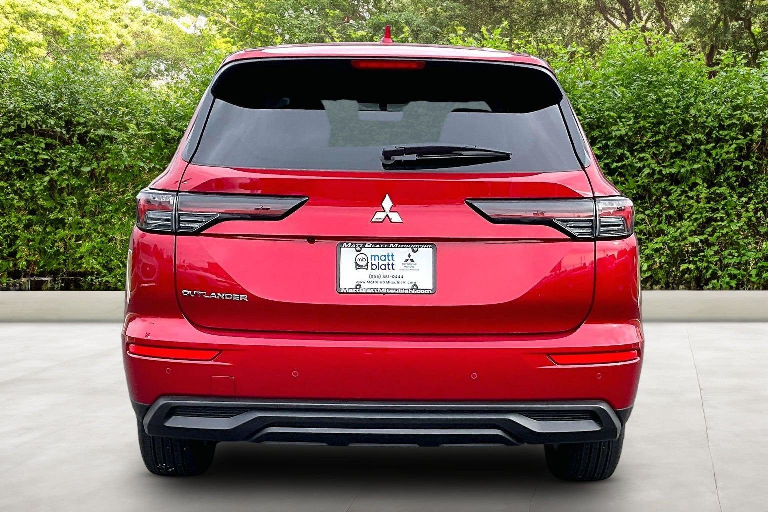 2026 Mitsubishi Outlander ES