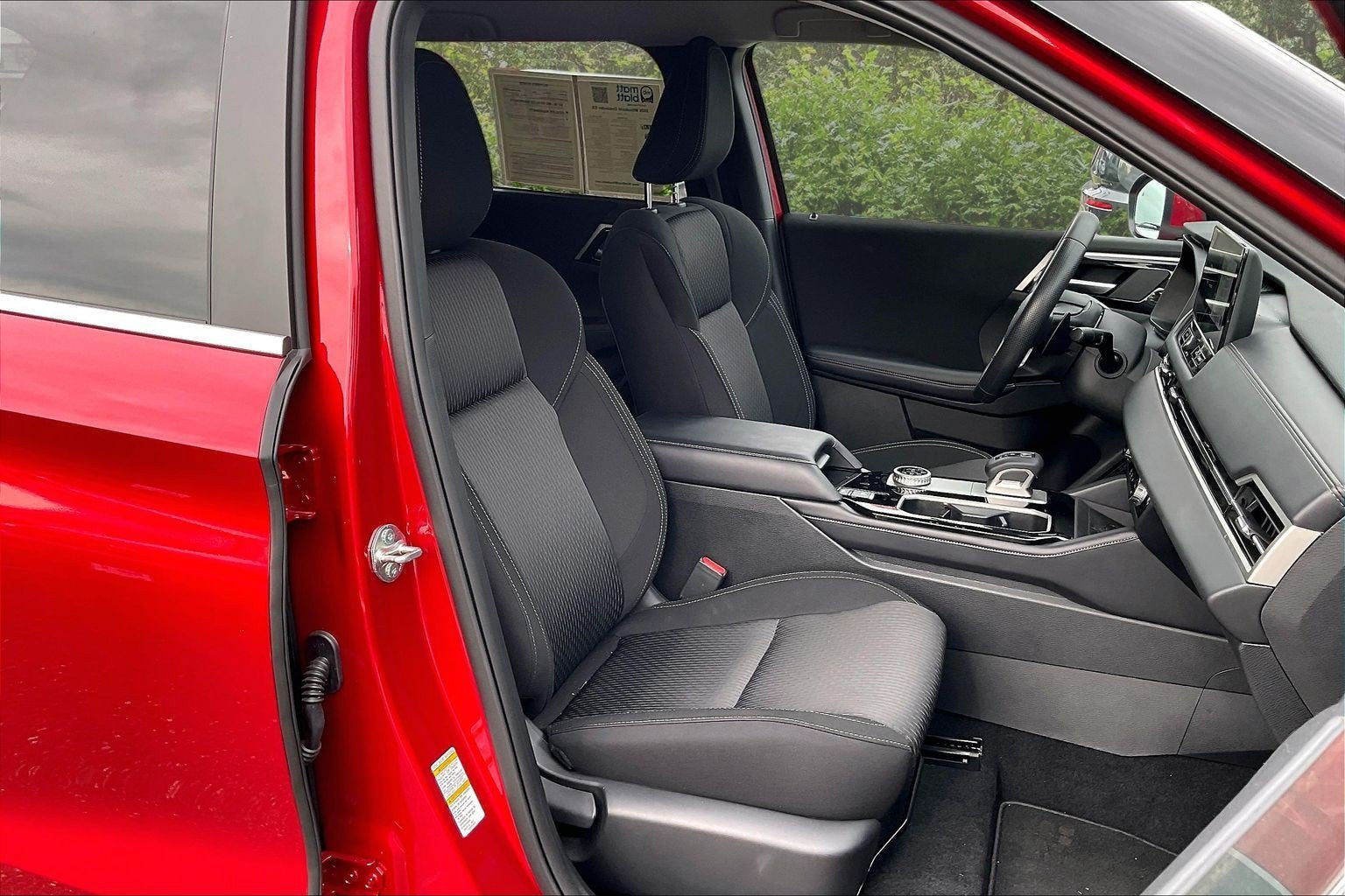 2026 Mitsubishi Outlander ES