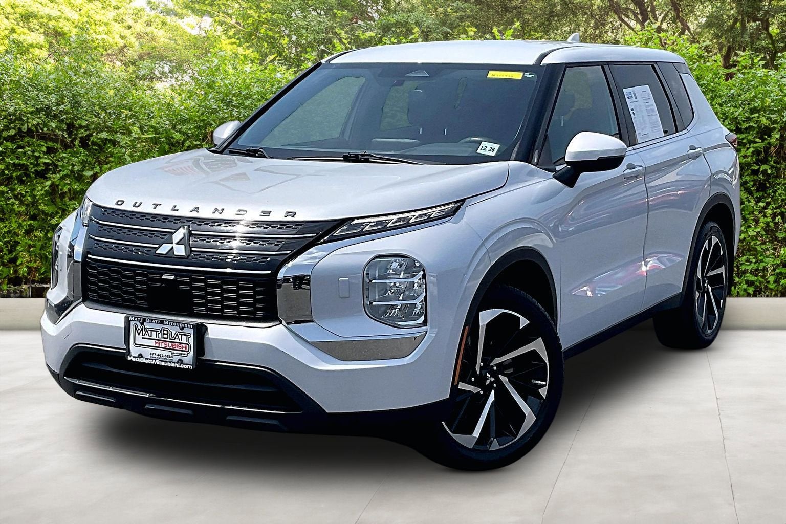 2022 Mitsubishi Outlander ES
