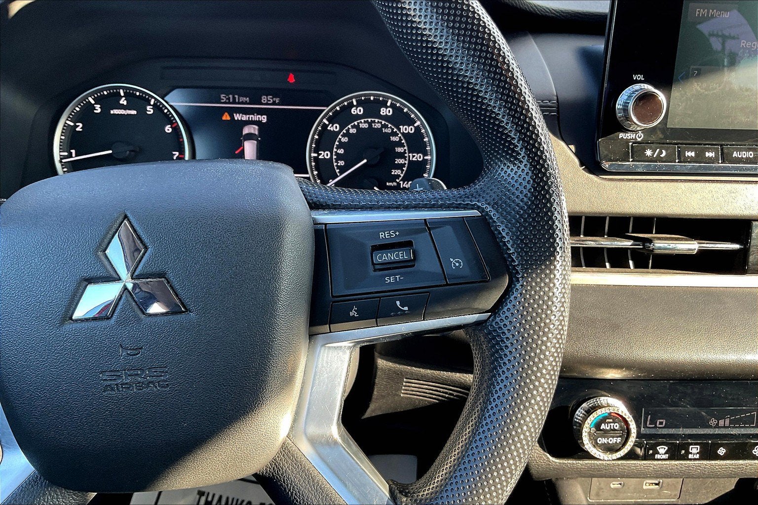 2022 Mitsubishi Outlander ES