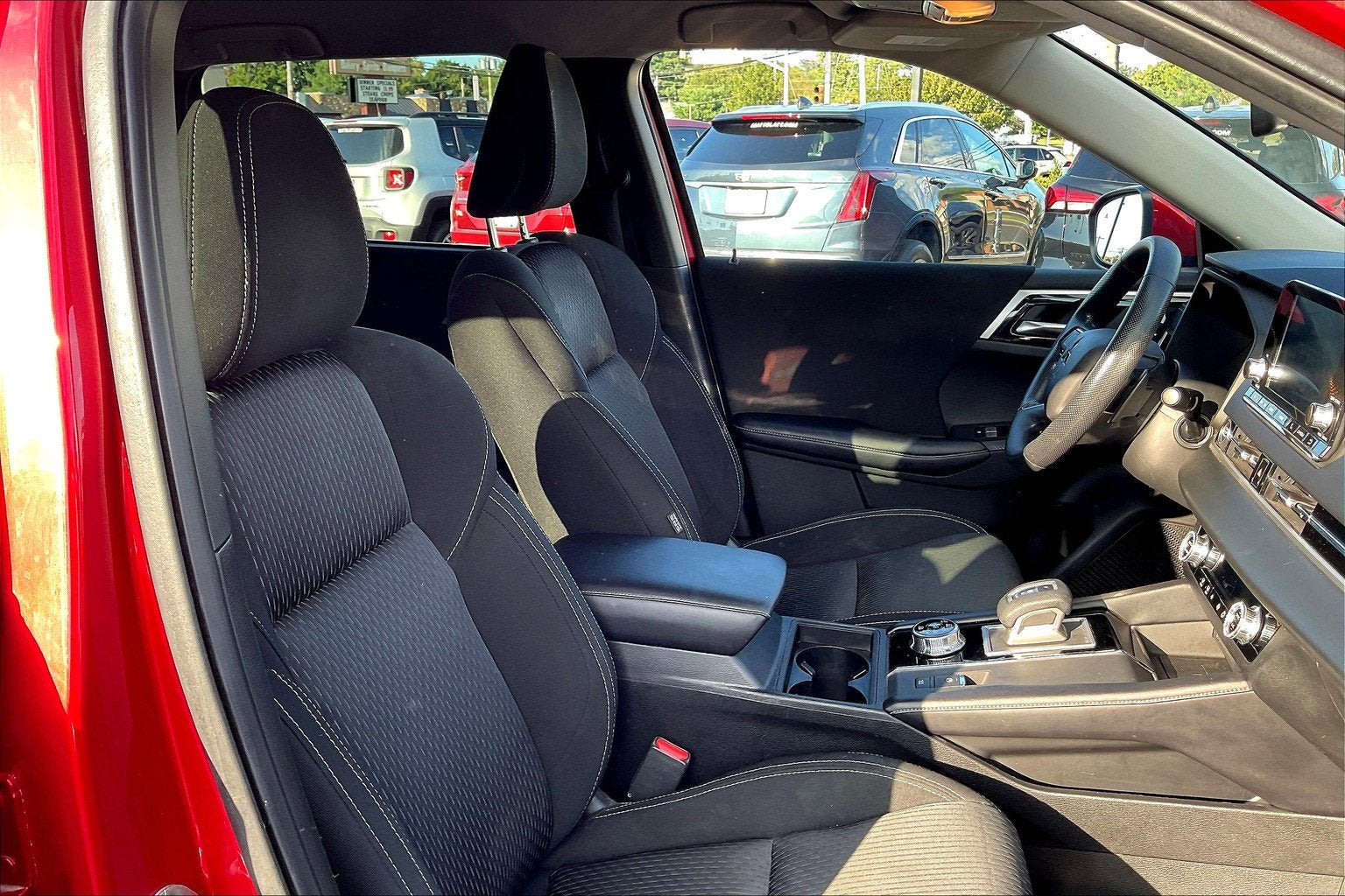 2022 Mitsubishi Outlander ES