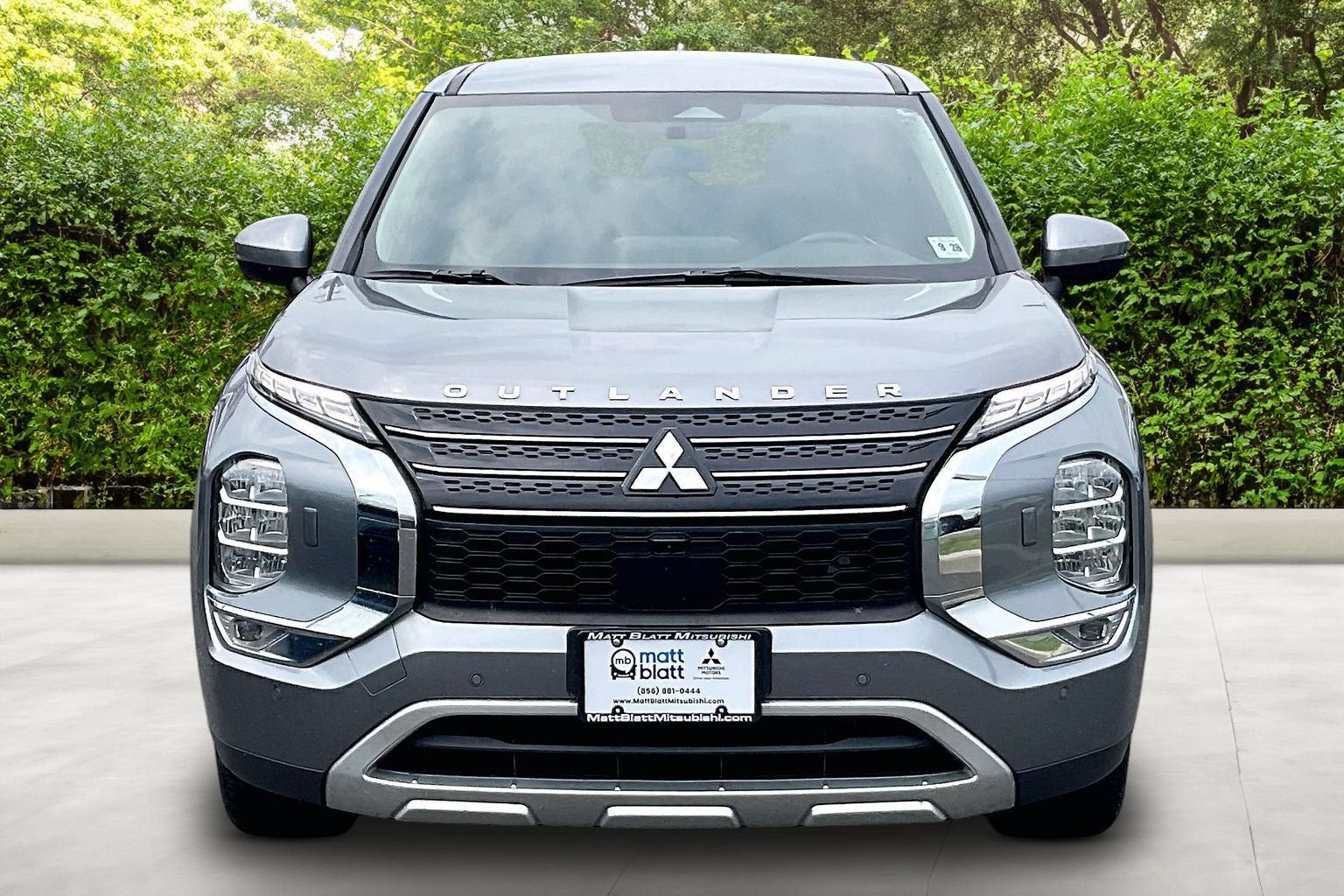 2023 Mitsubishi Outlander SE