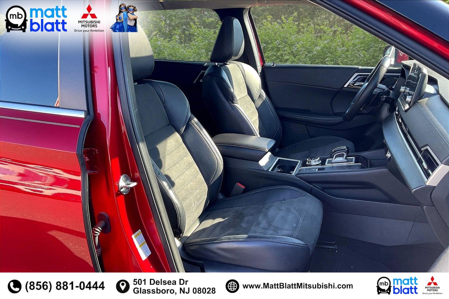 2023 Mitsubishi Outlander SE