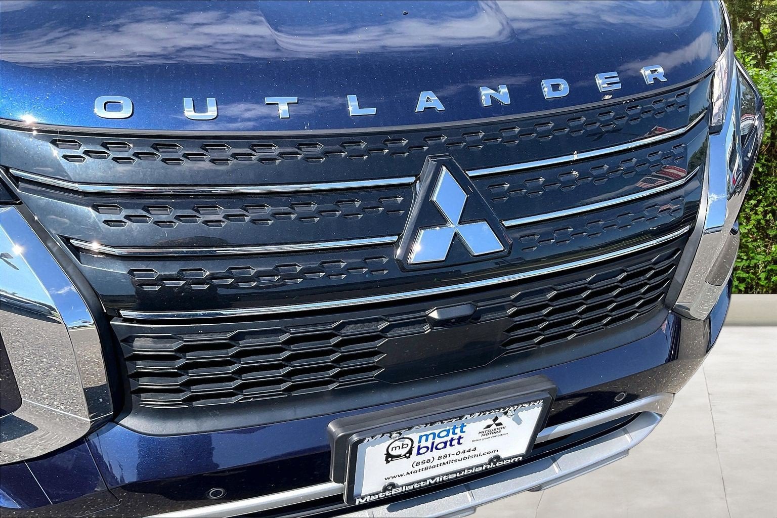 2023 Mitsubishi Outlander SE