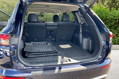 2023 Mitsubishi Outlander SE