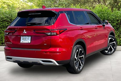 2024 Mitsubishi Outlander SE