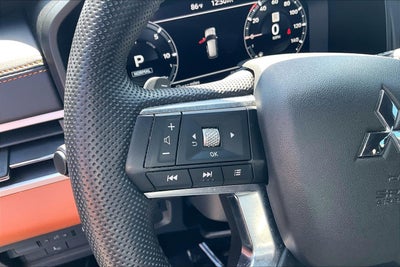 2023 Mitsubishi Outlander PHEV SEL PHEV