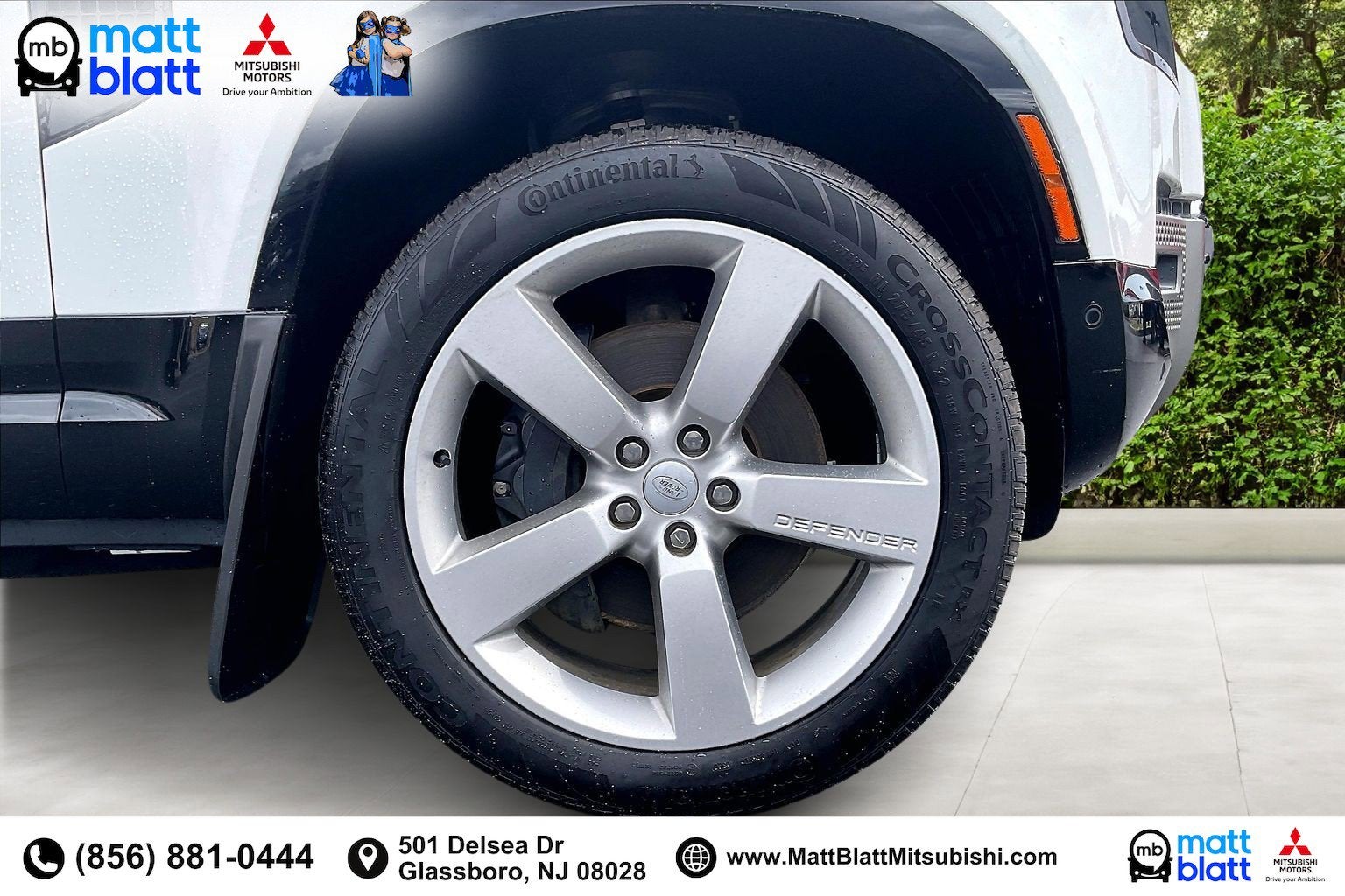 2023 Land Rover Defender X-Dynamic SE