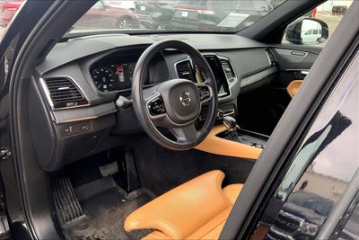 2022 Volvo XC90 Inscription