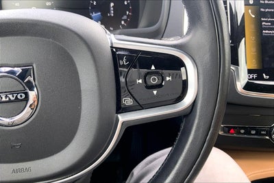 2022 Volvo XC90 Inscription