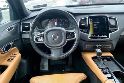 2022 Volvo XC90 Inscription