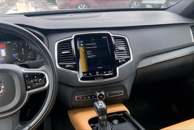2022 Volvo XC90 Inscription