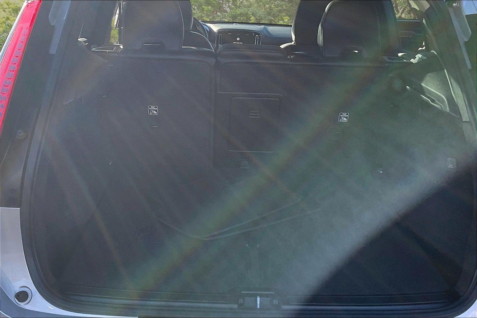 2023 Volvo XC40 Ultimate Dark Theme