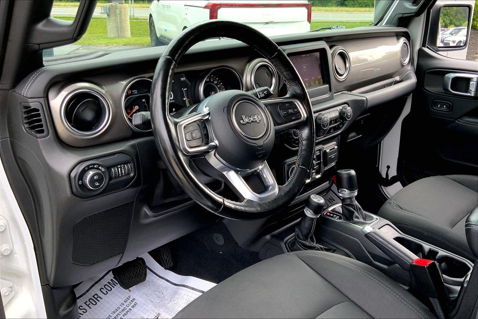 2021 Jeep Gladiator Overland