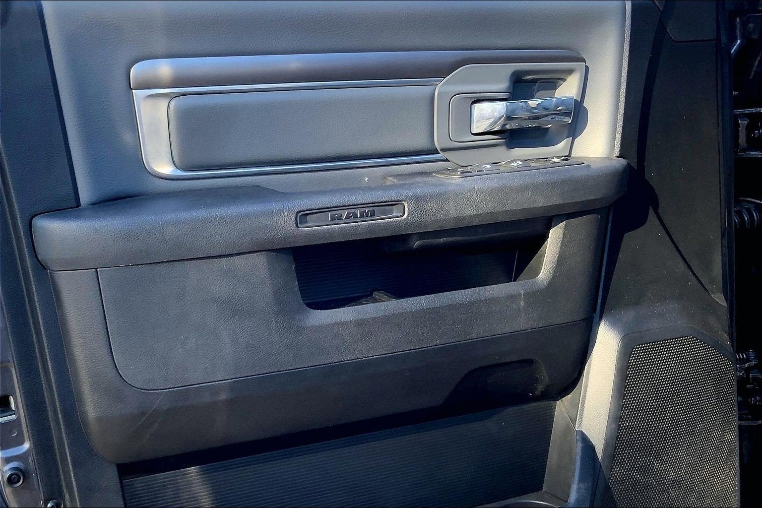 2024 RAM 1500 Classic SLT