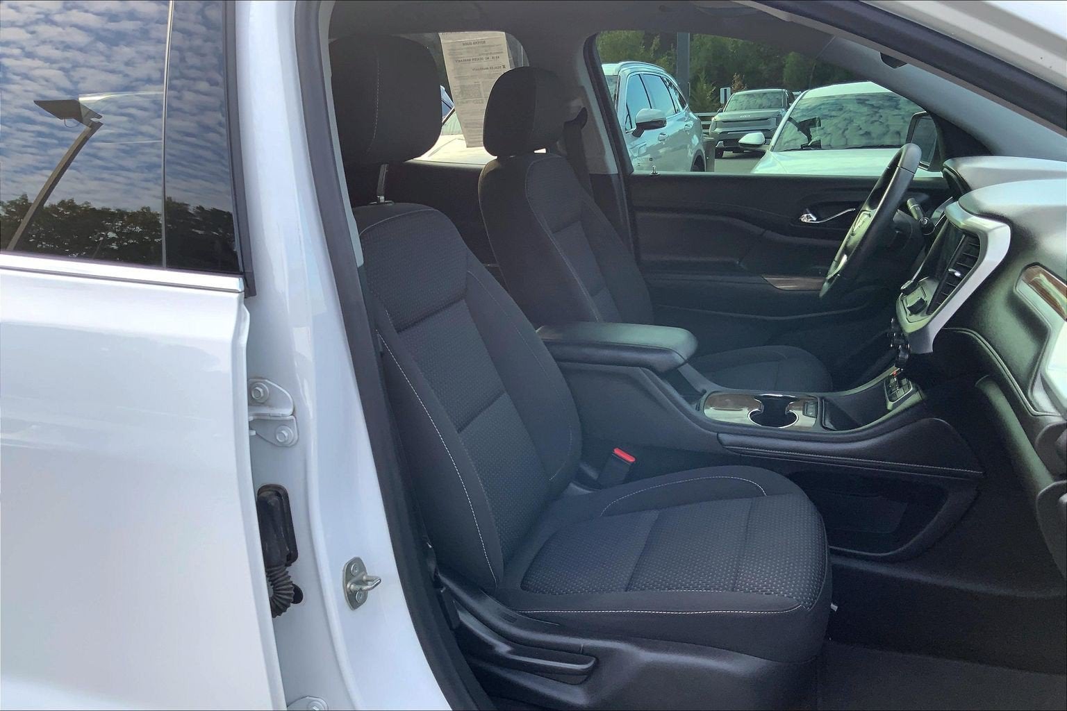 2021 GMC Acadia SLE