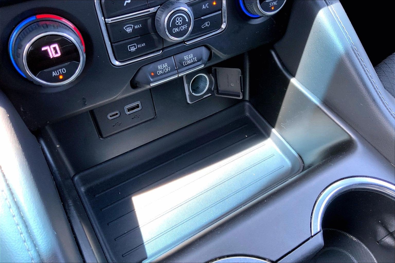 2022 Chevrolet Tahoe LS
