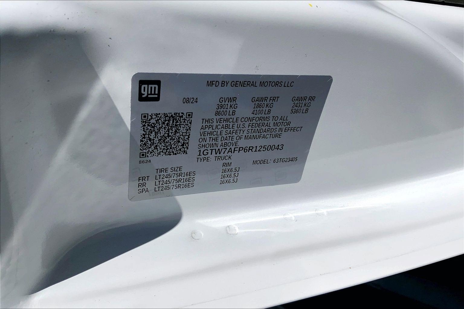 2024 GMC Savana Cargo Van 2500