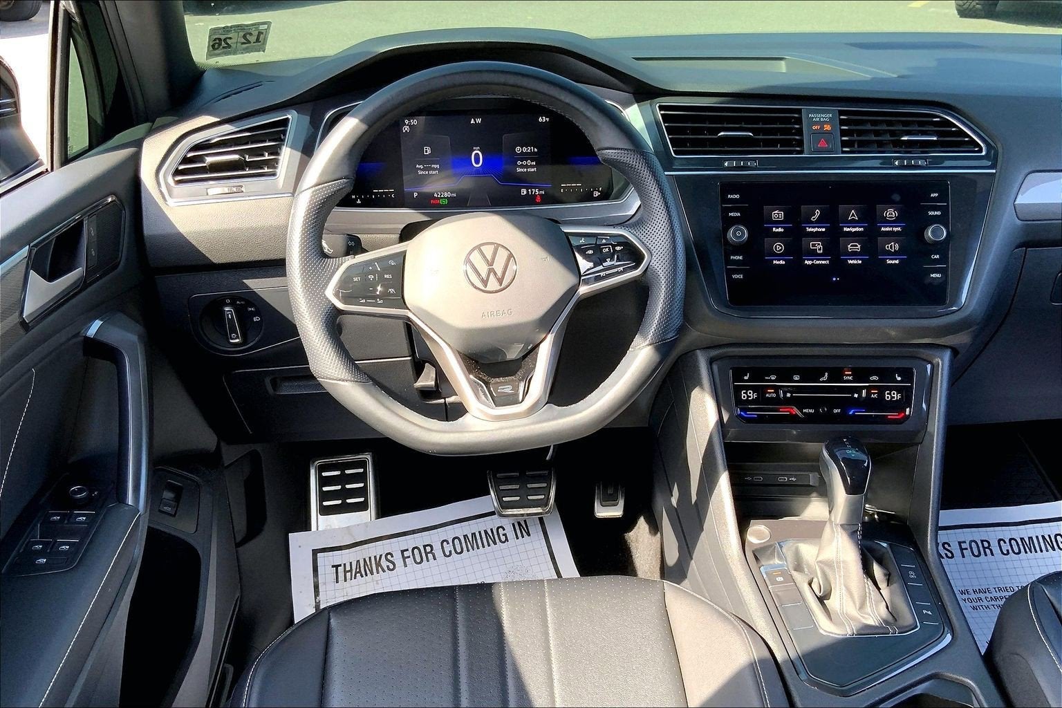 2022 Volkswagen Tiguan SE R-Line Black