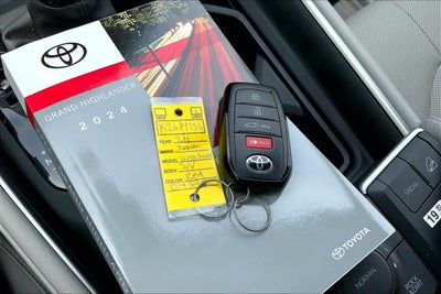 2024 Toyota Grand Highlander XLE