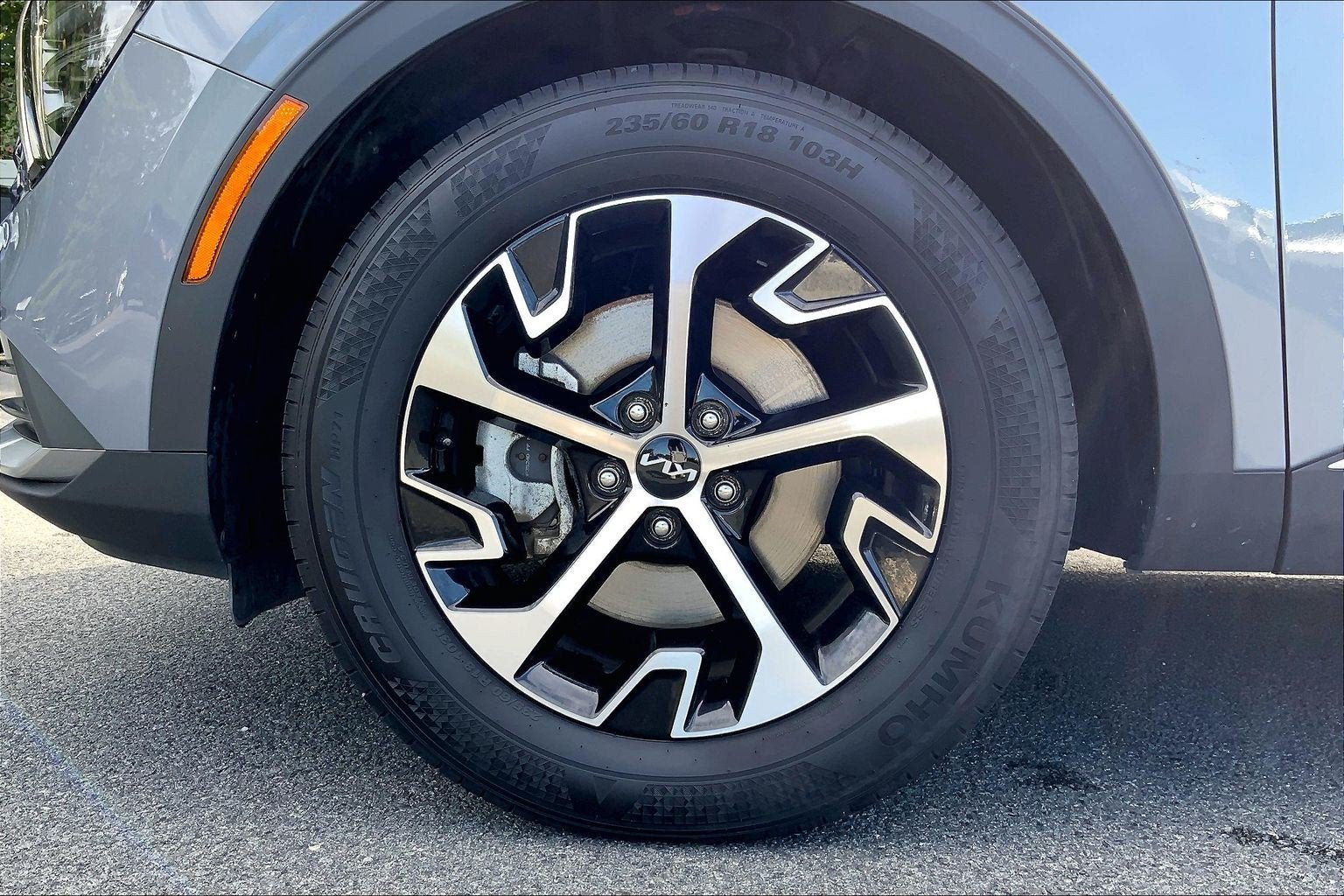 2024 Kia Sportage EX