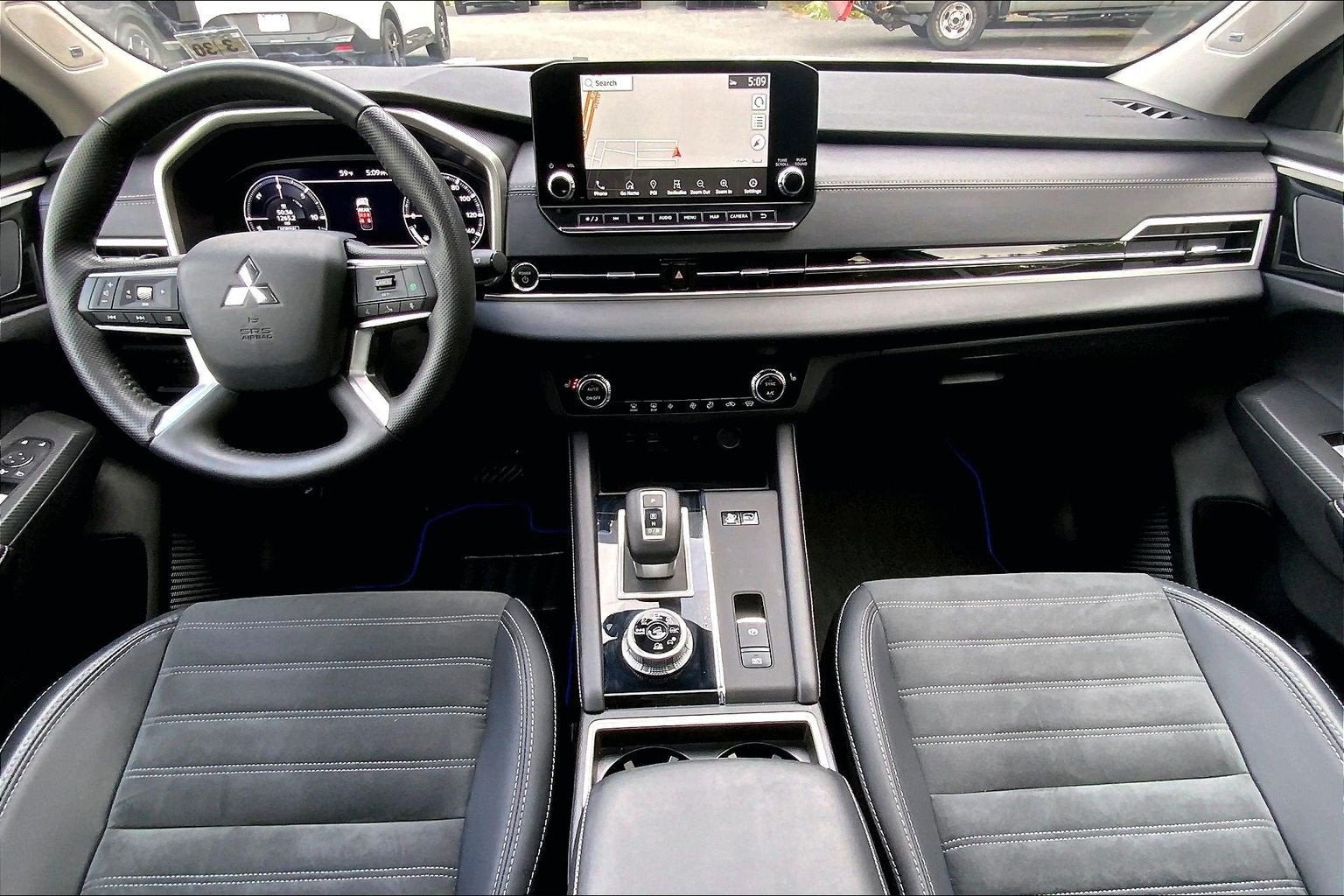 2025 Mitsubishi Outlander Plug-In Hybrid SE PHEV