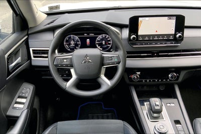 2025 Mitsubishi Outlander Plug-In Hybrid SE PHEV