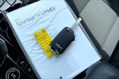 2023 Kia Sportage Hybrid LX