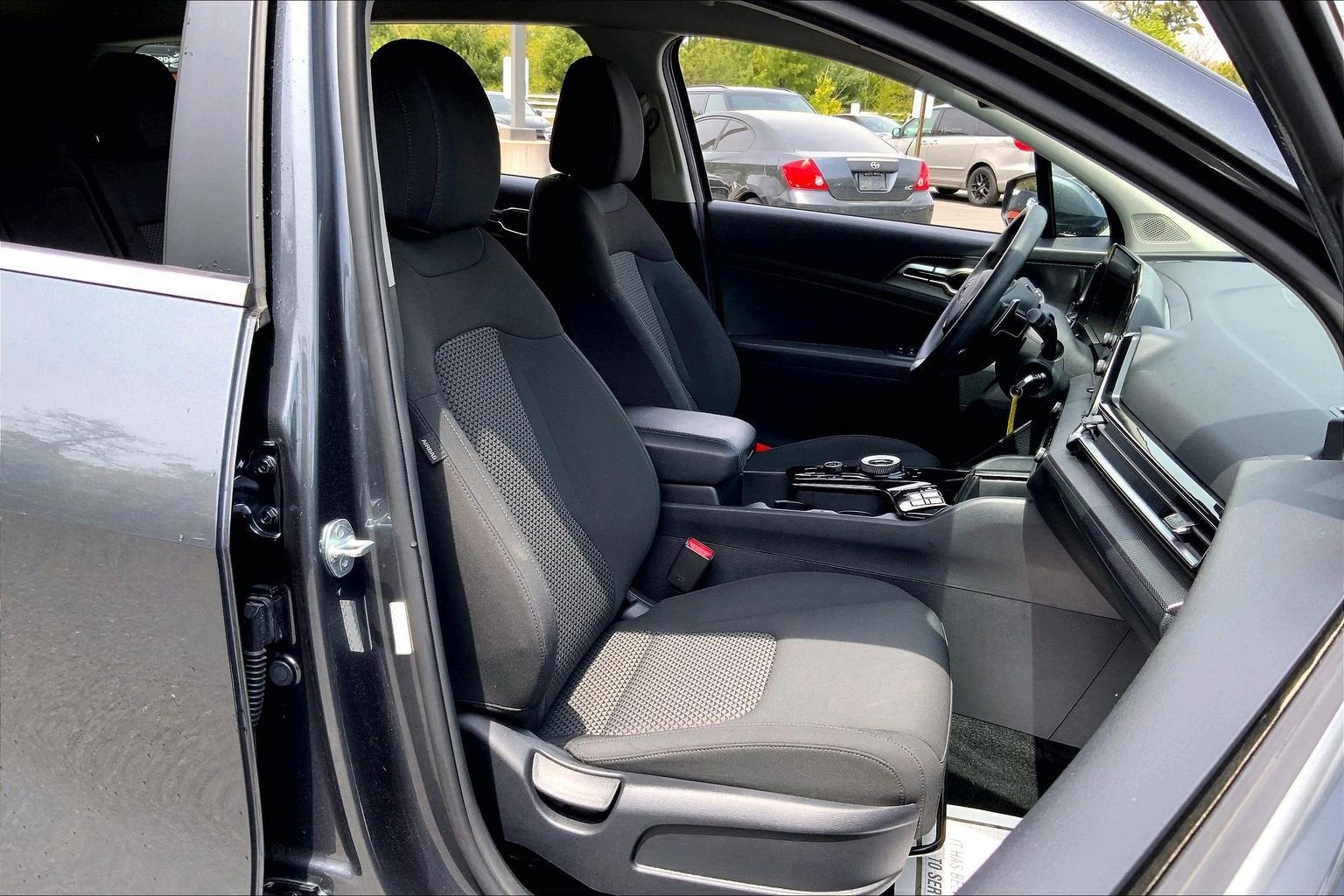 2023 Kia Sportage Hybrid LX
